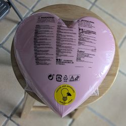 New Never Opened Girls Heart Pink Wall Mounted Lamp 