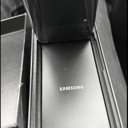Samsung Galaxy Z Flip 3 5G 256 AT&T 