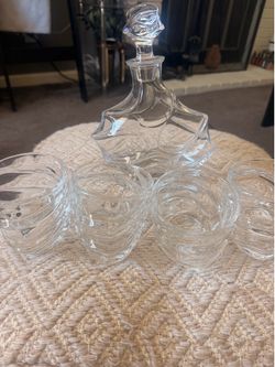 Decanter set w/ four glasses