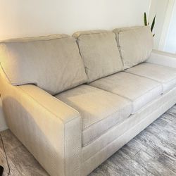 Pull Out Bed - Couch