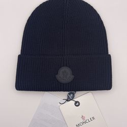 Moncler Beanie Black - Brand new