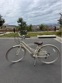 Electra Loft Bicycle 2022. Barely Used