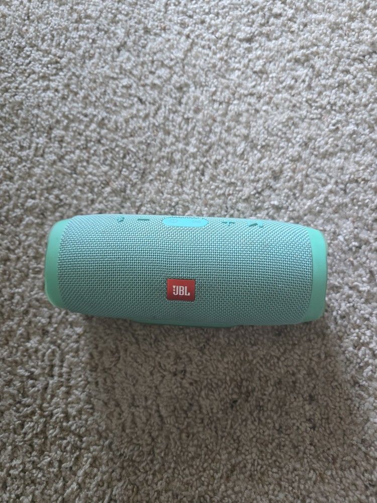 Jbl ChargeE3 Speaker