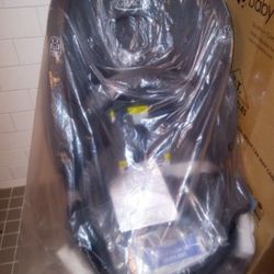 Graco Turn2Me Convertible Car Seat 3-in-1 Black