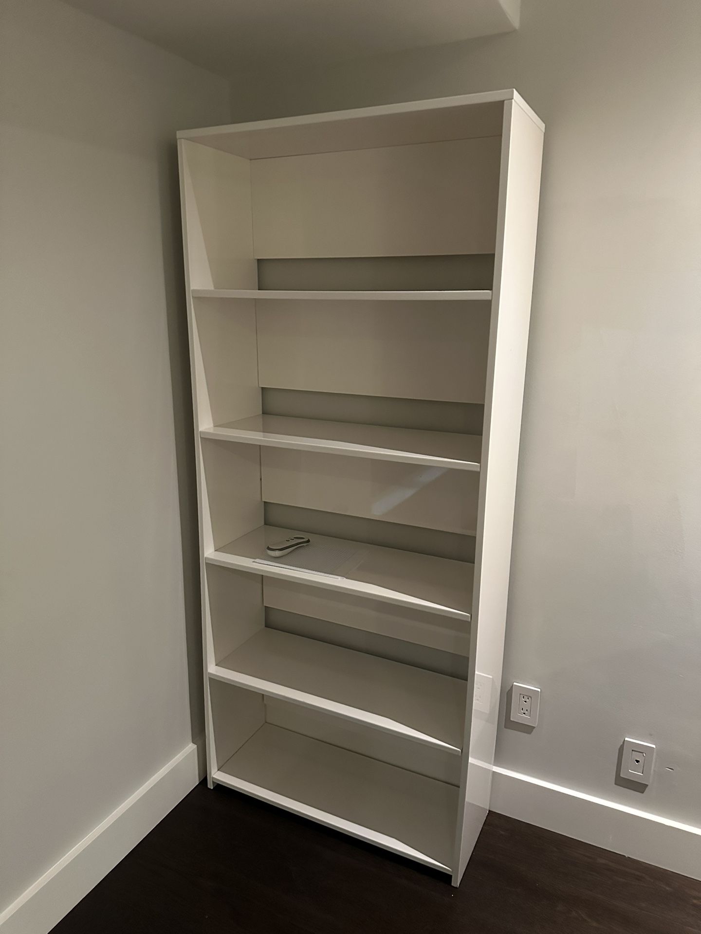 White Modern Bookcase