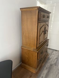 Dressers with mirror for sale Vintage