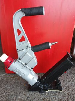 2 in 1 Flooring Nailer Centeral Pneumatic