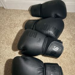 12oz Boxing Gloves 
