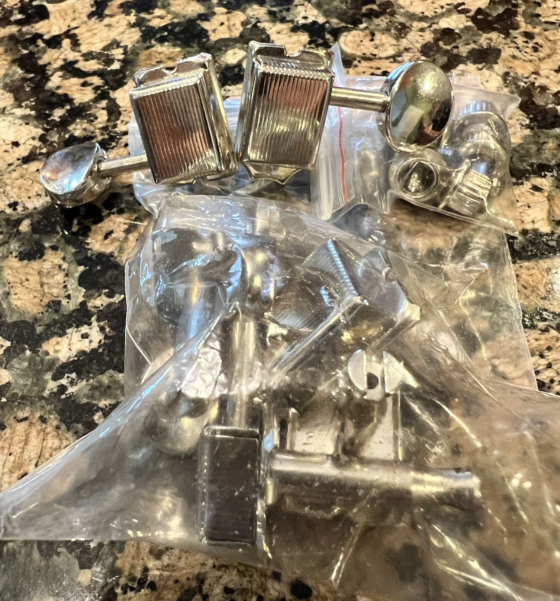 6 Inline Kluson Style Tuners