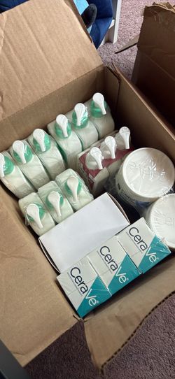 Cera Ve & Laroche Posay Skin Care bundle