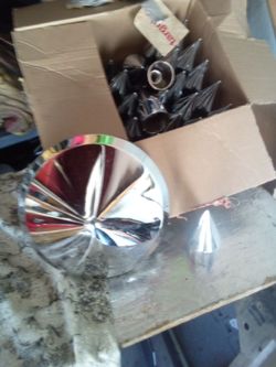 Lug nut cover for big rig60pc 6hubs