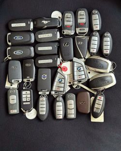 Car key fob Porsche key Toyota key fob Nissan key fob Bmw key fob Mercedes benz key fob Range rover key fob Chevrolet key fob Dodge key fob Honda key