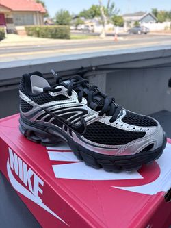 Nike air max moto 2k NEW
