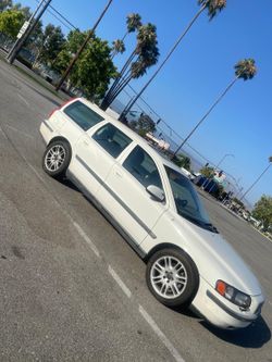 2001 Volvo V70