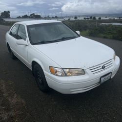 1999 Toyota Camry