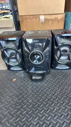 Sony Speaker Set- CD iPod touch