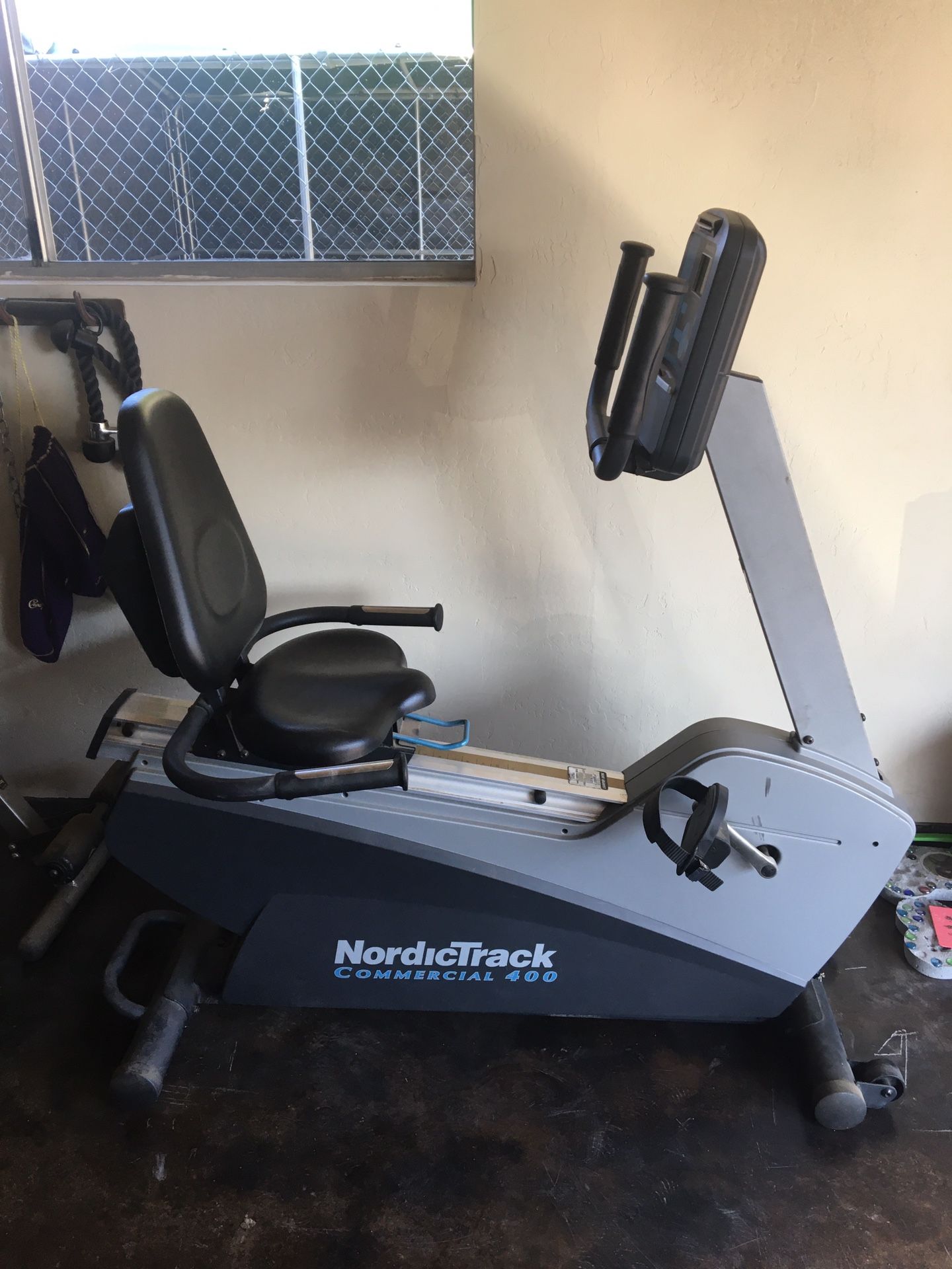 Nordictrack commercial 400 exercise bike for Sale in Clovis, CA OfferUp