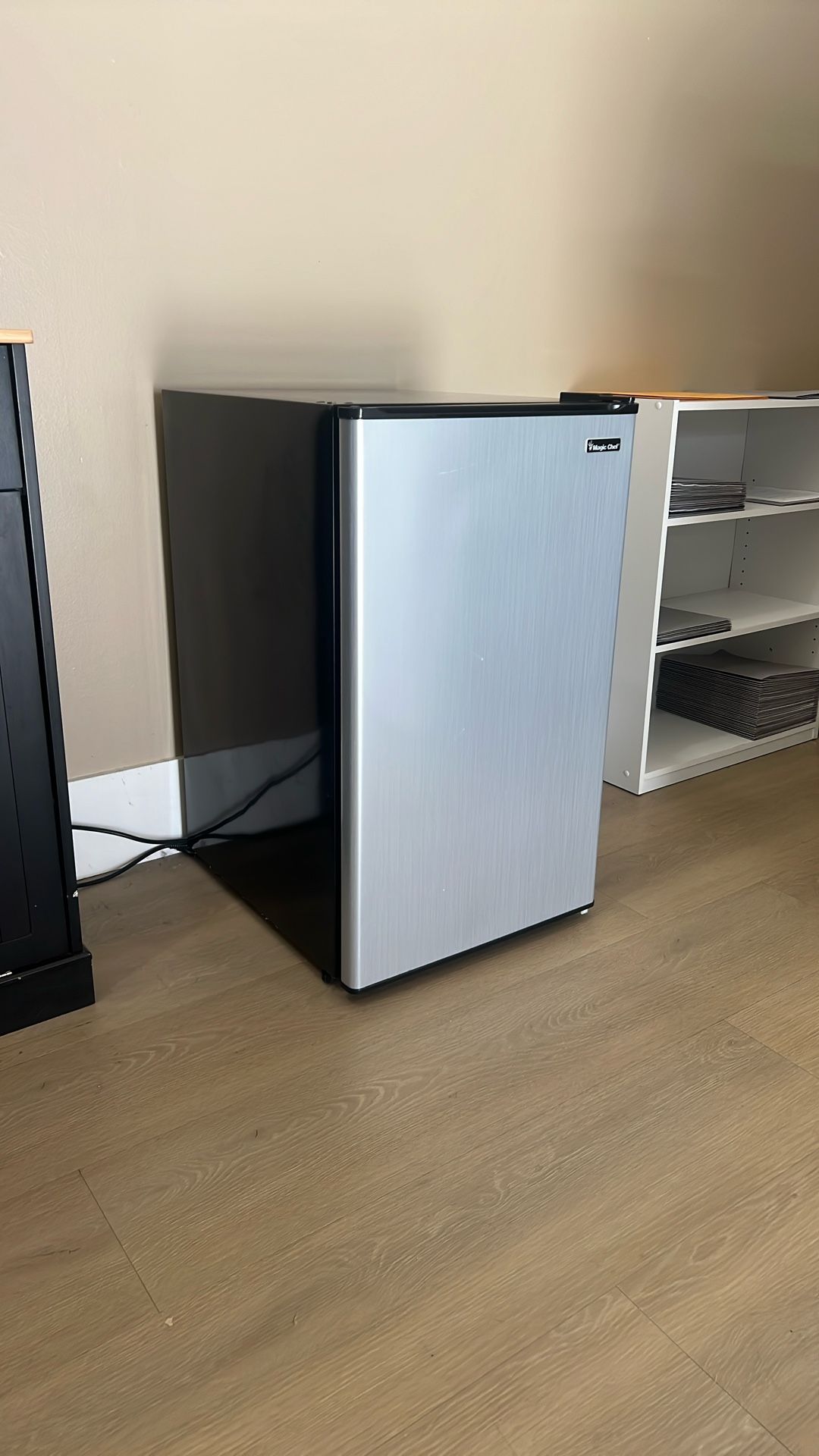 Mini Magic Chef Refrigerator