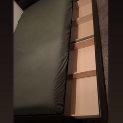 Twin Bed & Twin Mattress