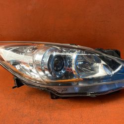2010 2011 2012 2013 Mazda 3 Right Passenger Side Halogen Headlight OEM