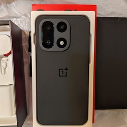 OnePlus 15 |  U.S 🌏 |  512 GB |  Unlocked 🔐  | 10/10 🌞  (Price Firm)