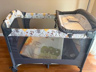 Pack n play - baby items