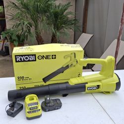 Ryobi One +18V 250 CFM Leaf Blower Kit 