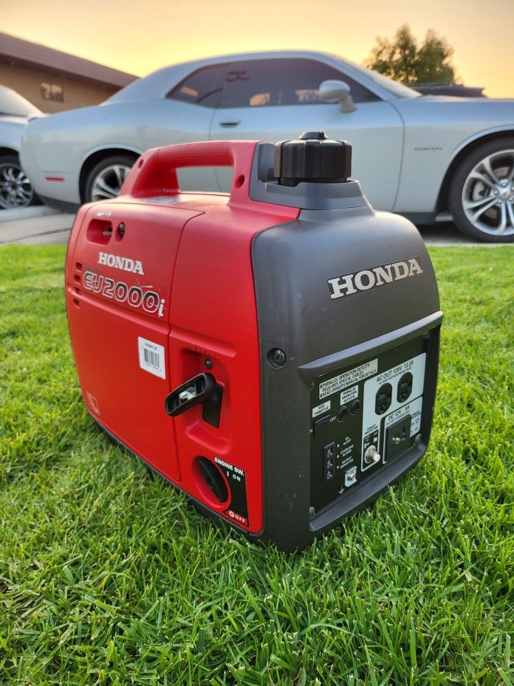 HONDA GAS 2200 WATTS INVERTER SUPER QUITE GENERATOR NEW