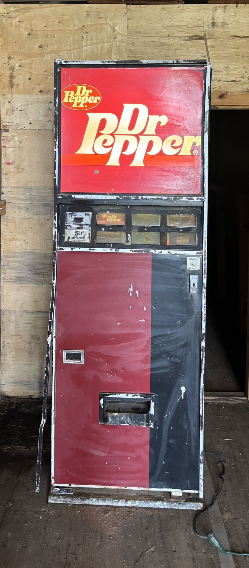 Dr Pepper Vending Machine 