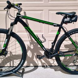29 Inch Trek Wahoo Mountain Bike 