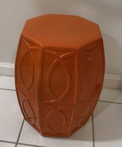 Porcelain ottoman / Decorative 