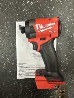 Milwaukee M18 Fuel 1/4 Impact Driver (new)