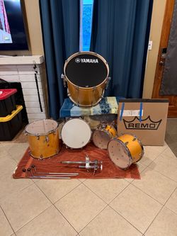 Yamaha Stage Custom Birch Drum Set – Excellent Condition + New Remo Heads