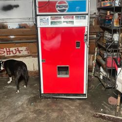 Pepsi Machine ‘65
