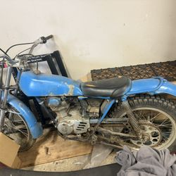 Honda Early 70s 125sl