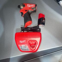 New Milwaukee Fuel M12 Impact Hex Hydraulic Driver SURGE 1/4 -w/ Battery 2.0ah And Charger- Pick Up Only 