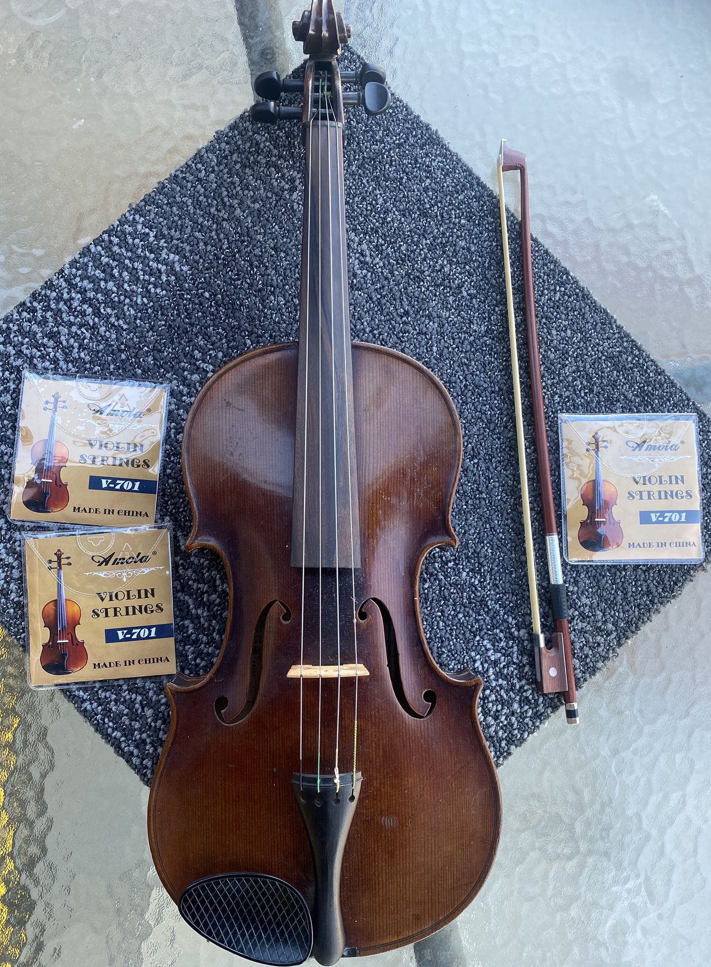 Stradivarius Model copy Viola ¾, Includes the bow and 2 sets of strings for violá