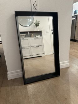 25” x 15” wall mirror black rectangle