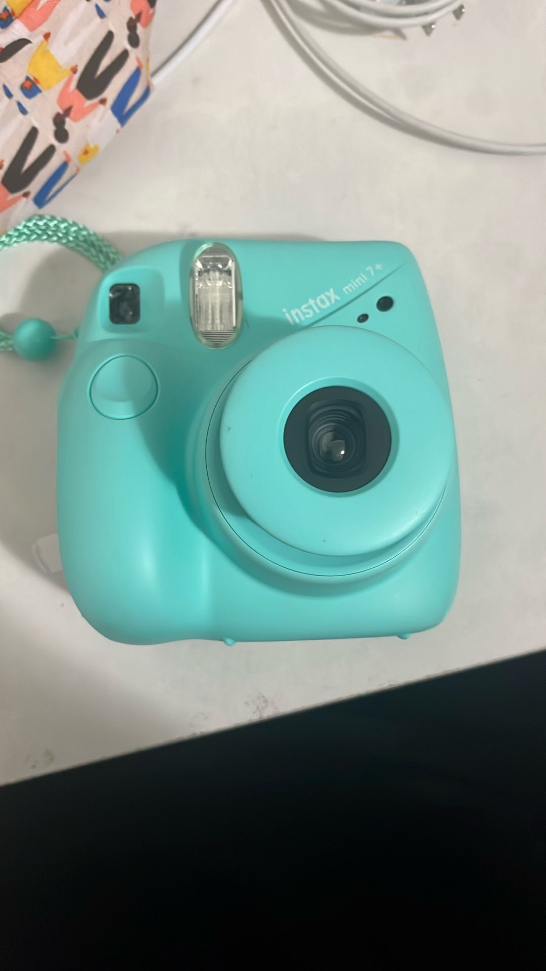 Polaroid camera 