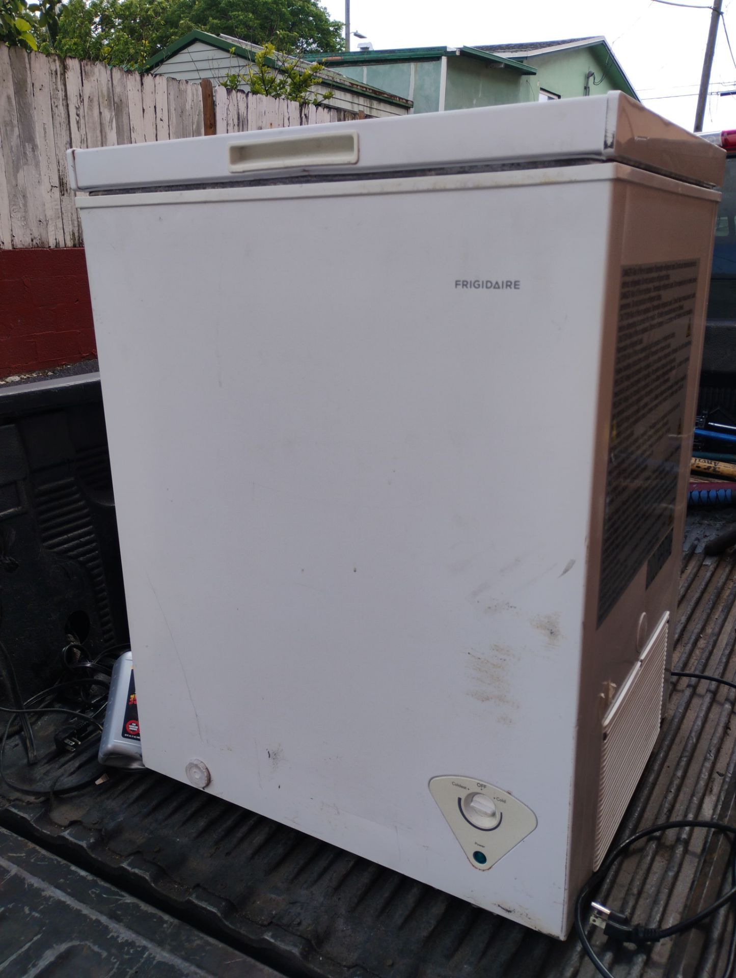 Deep freezer freezer