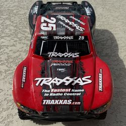 Traxxas slash 2WD