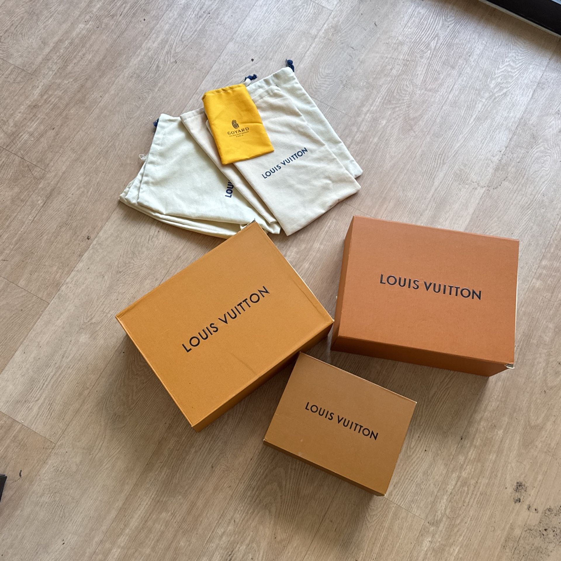 louis vuitton box and bags