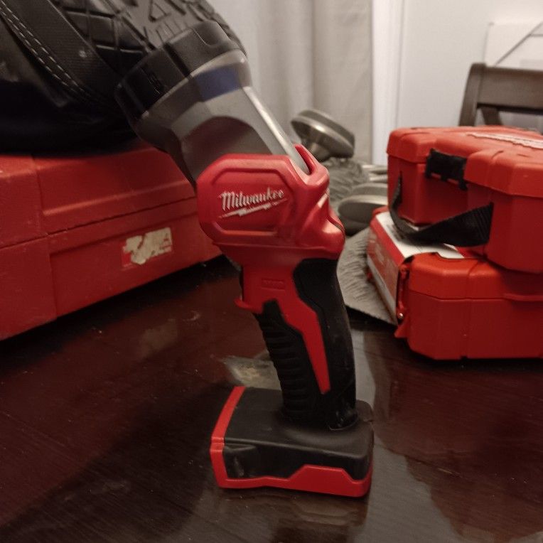 Milwaukee Work Lamp 