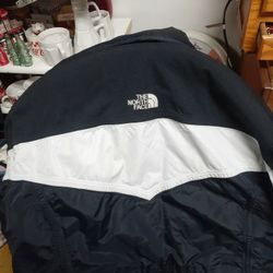 North Face  Jacket, Size XL, Nylon,black And Silver, Like New
