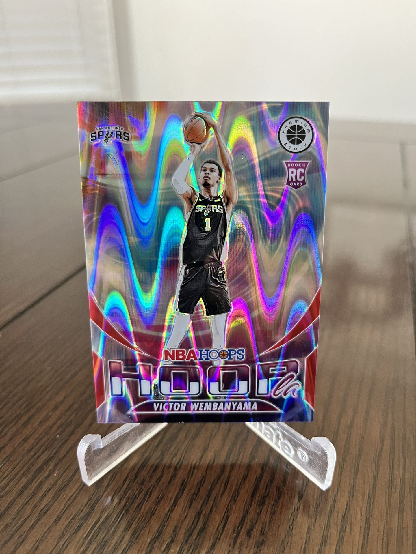 2023 Panini Premium Stock - Hoopla Victor Wembanyama #5 Red Seismic /199