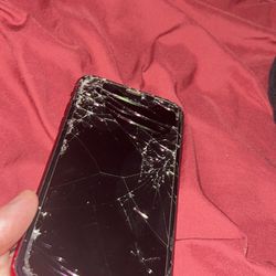 Red iPhone 11 (broken)