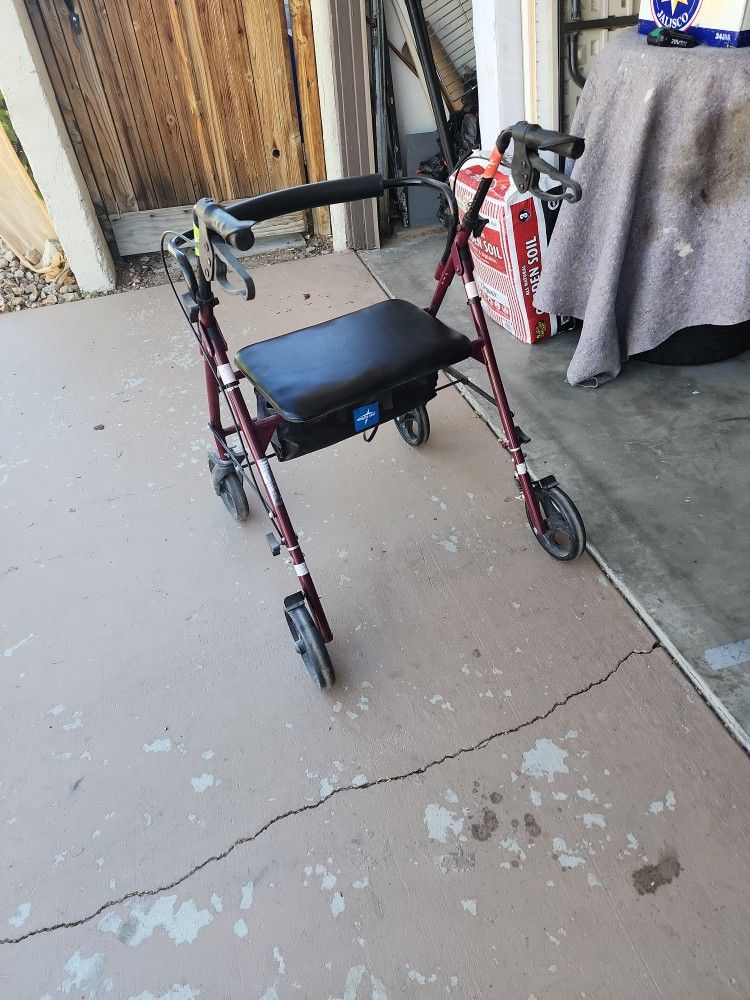24 Inche Seat For A Biger Person