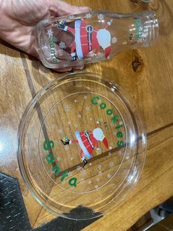 Santa’s cookie plate and milk jug