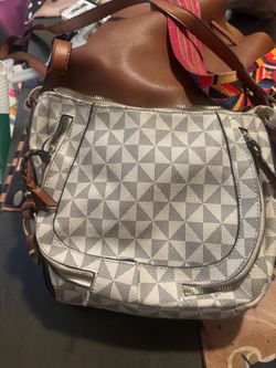 Cute print crossbody