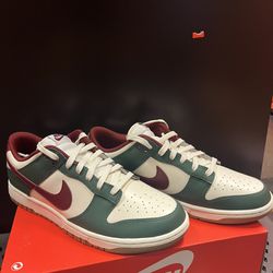 Nike Dunk Low Gorge Green (Size 10.5) (New)
